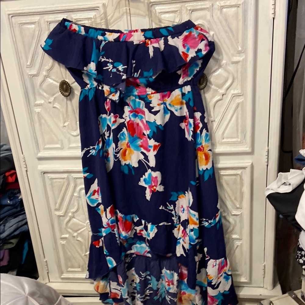 Resort, ruffle dress